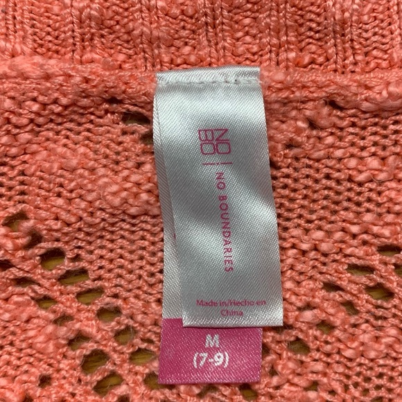 3/$10 🔆 Crop Sweater - Picture 6 of 8